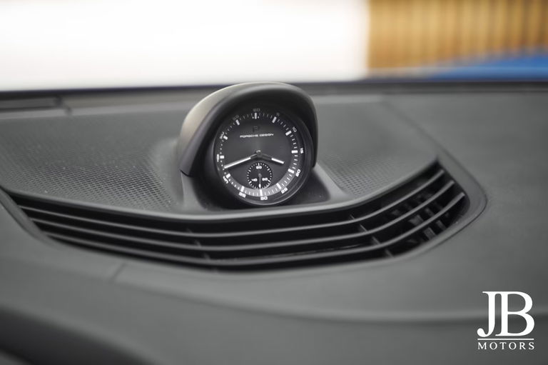 Porsche Taycan GTS Sport Turismo