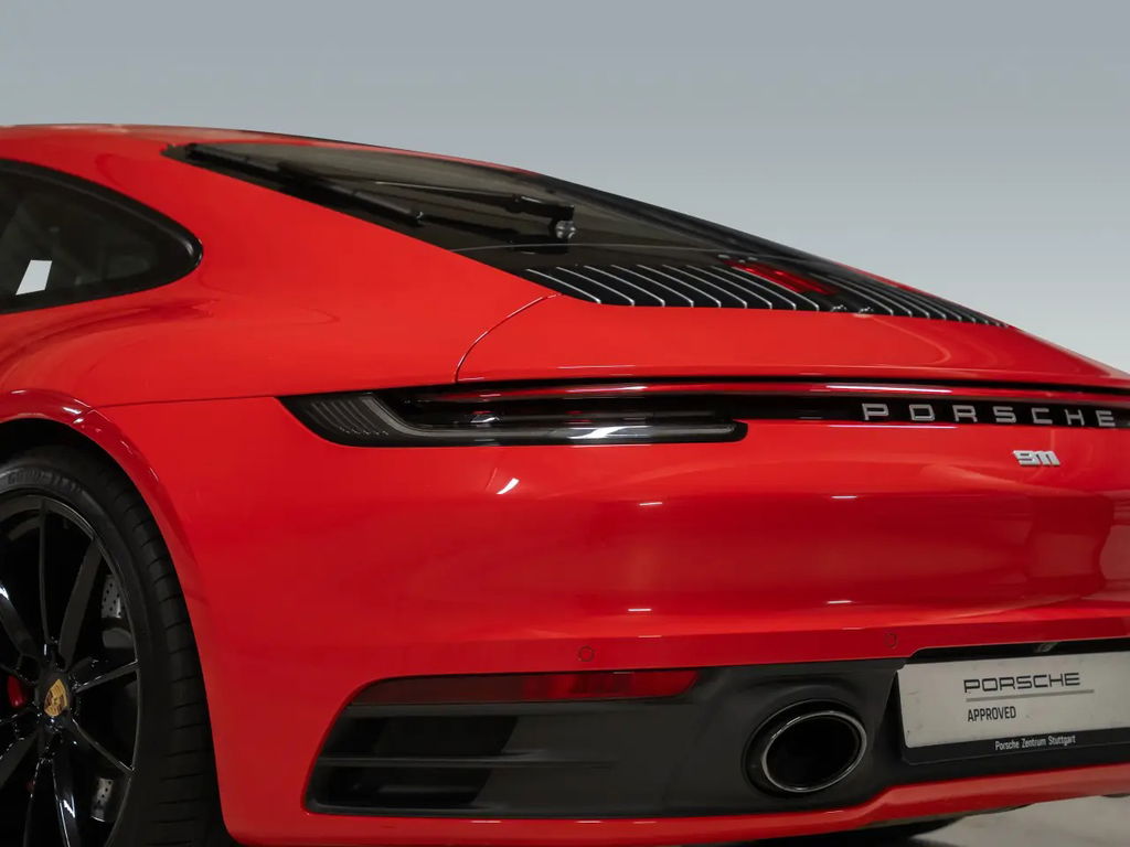 Porsche 992 Carrera 4S