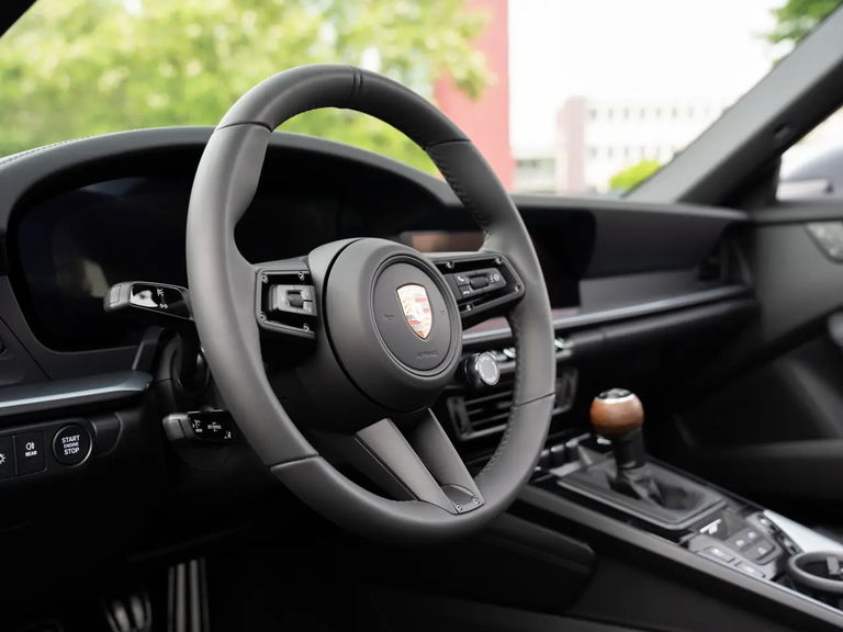 Porsche 992.2 Carrera T