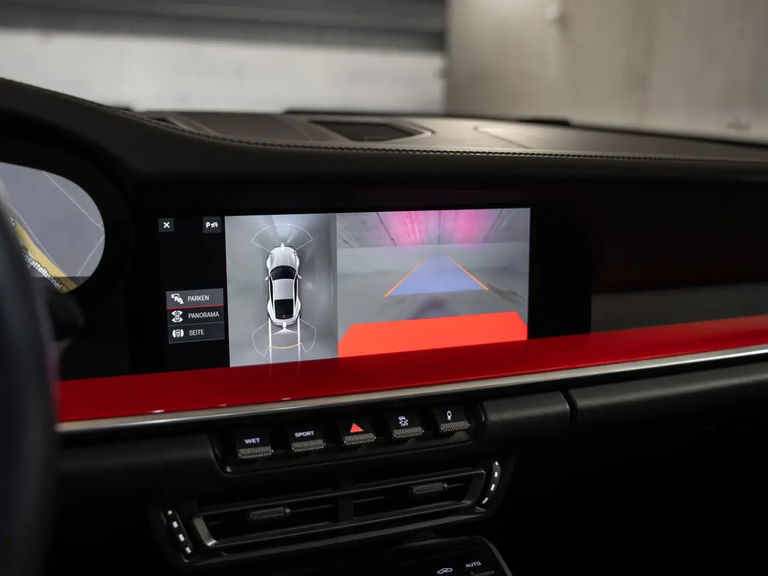 Porsche 992 Carrera 4S