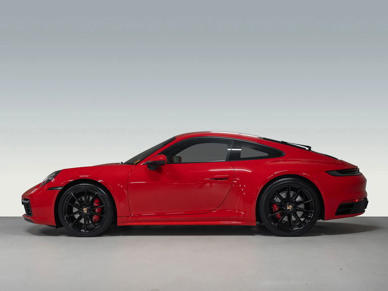 Porsche 992 Carrera 4S