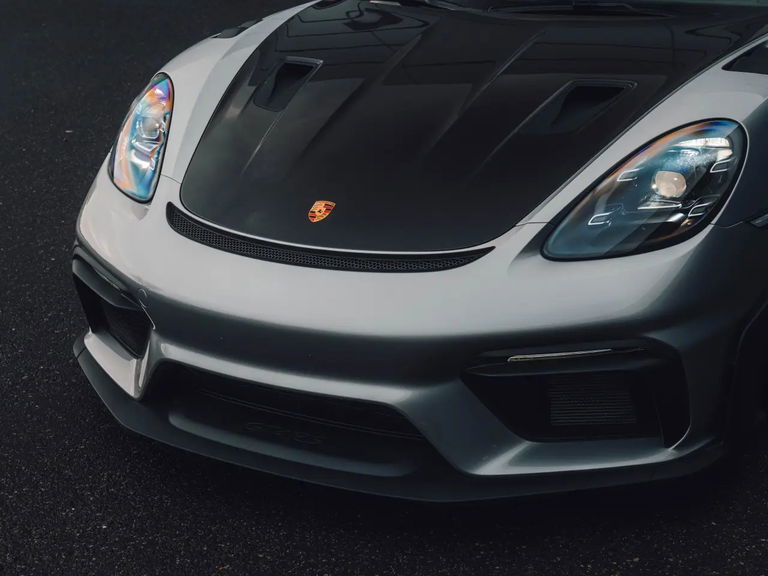 Porsche 718 Cayman GT4 RS