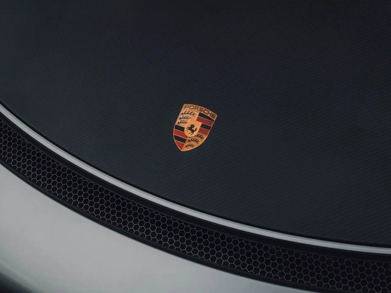 Porsche 718 Cayman GT4 RS