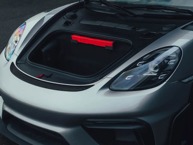 Porsche 718 Cayman GT4 RS