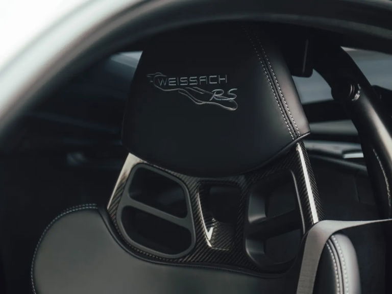 Porsche 718 Cayman GT4 RS