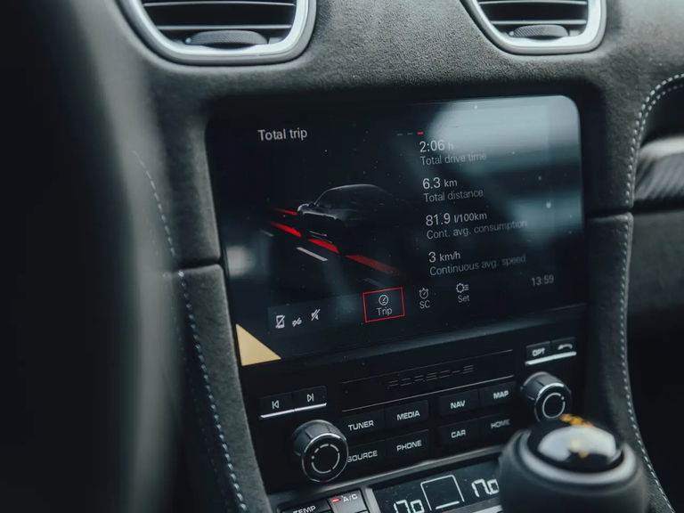 Porsche 718 Cayman GT4 RS