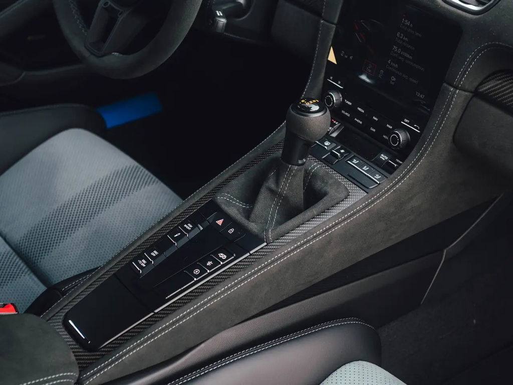 Porsche 718 Cayman GT4 RS