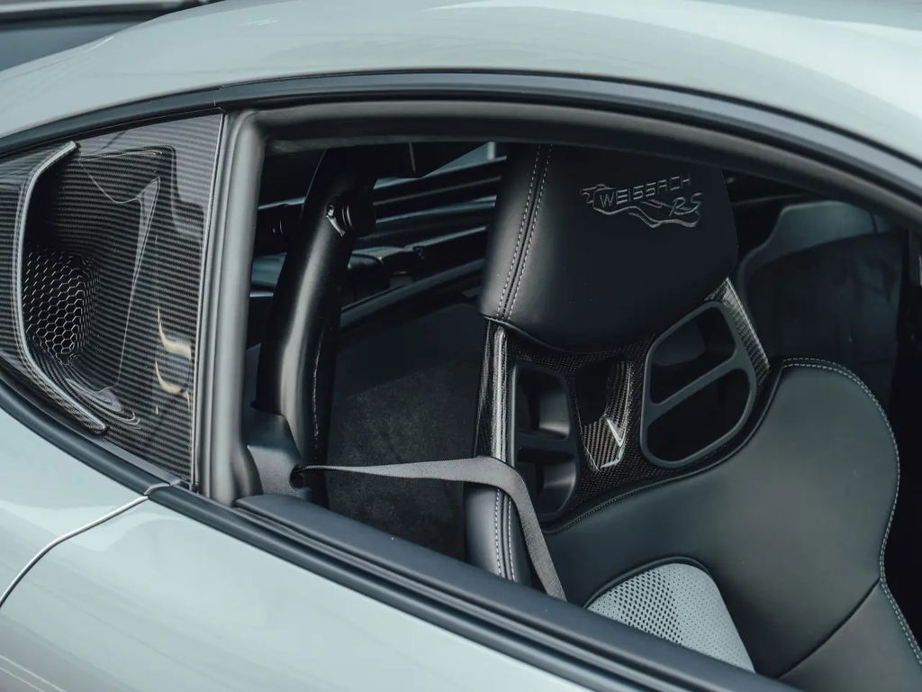 Porsche 718 Cayman GT4 RS