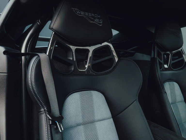 Porsche 718 Cayman GT4 RS