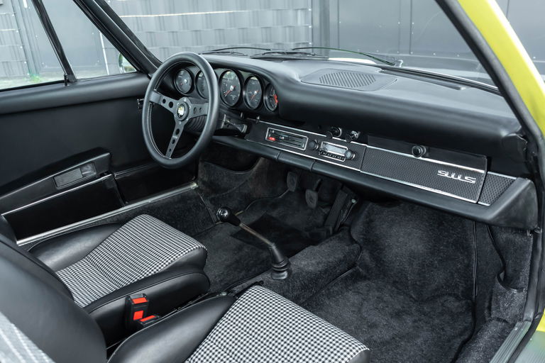 Porsche 911 S (F-Modell)