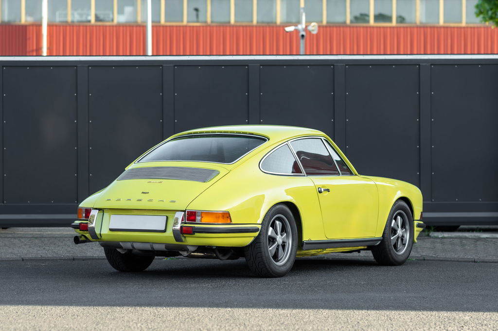 Porsche 911 S (F-Modell)