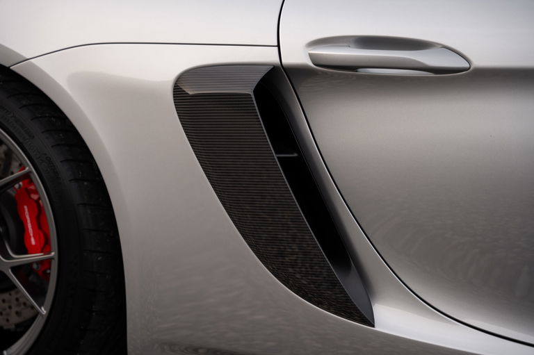 Porsche 718 Cayman GT4 RS