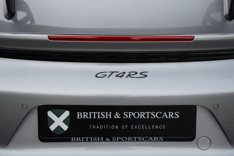 Porsche 718 Cayman GT4 RS
