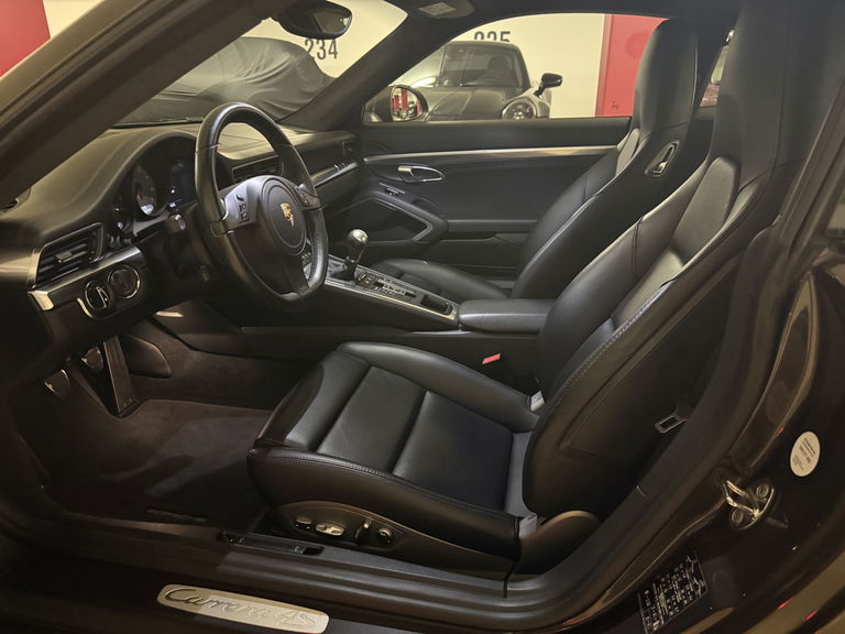 Porsche 991 Carrera 4S