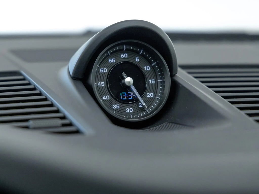 Porsche 992 Carrera T