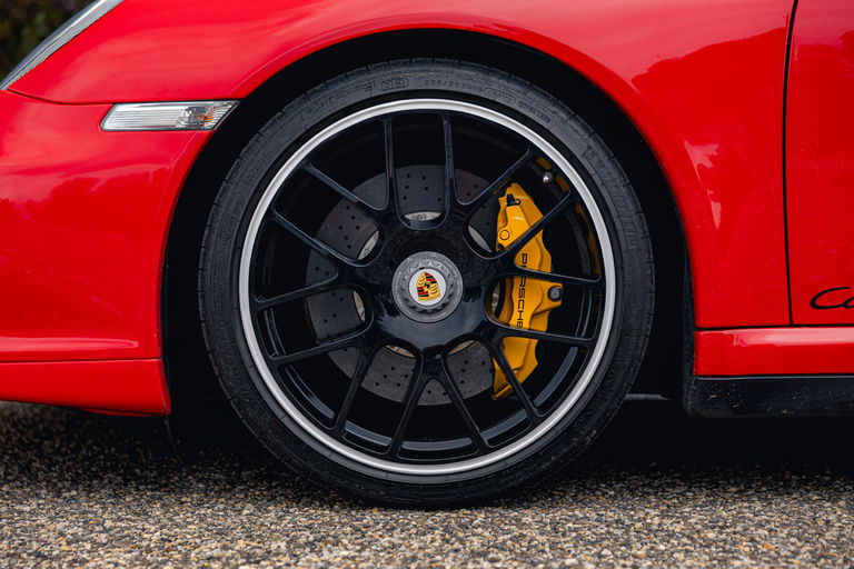 Porsche 997.2 Carrera GTS