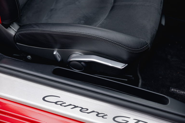 Porsche 997.2 Carrera GTS