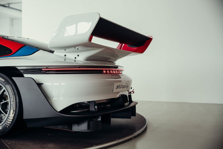 Porsche 911 GT3 R Rennsport