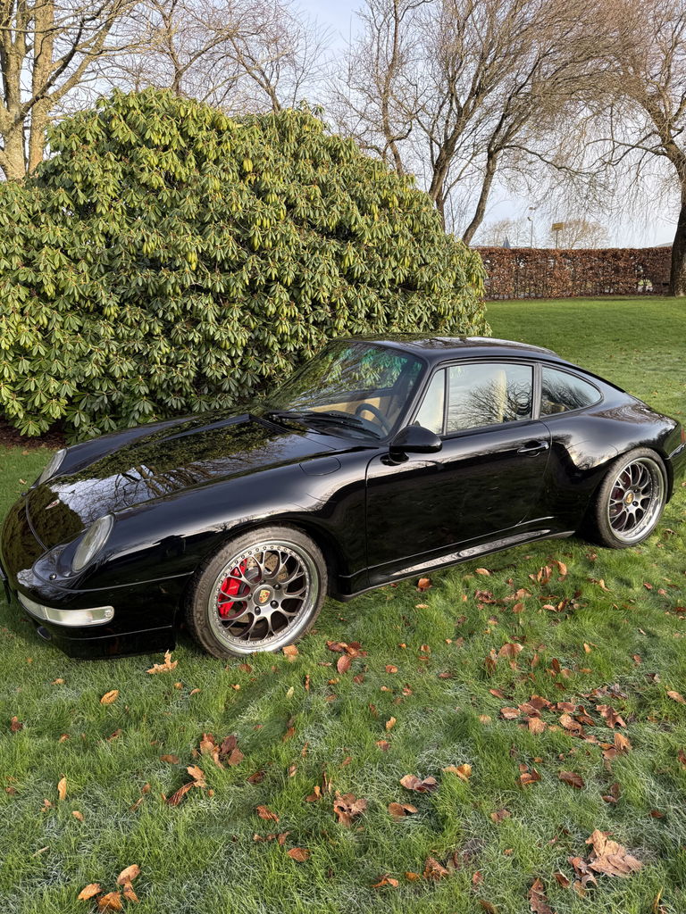 Porsche 993 Carrera 4S
