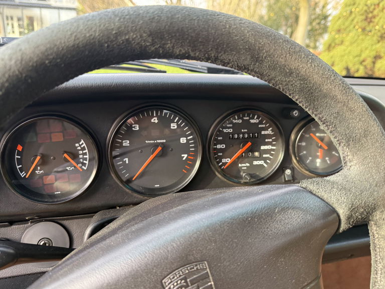 Porsche 993 Carrera 4S