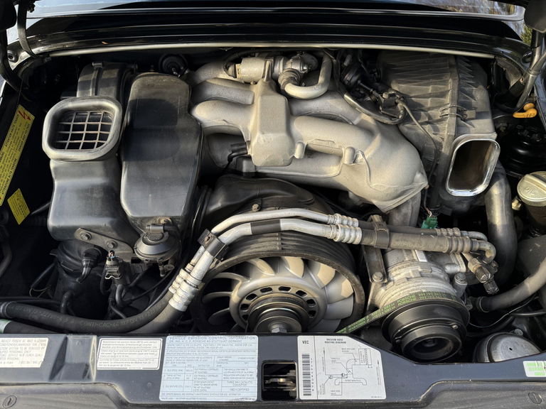 Porsche 993 Carrera 4S