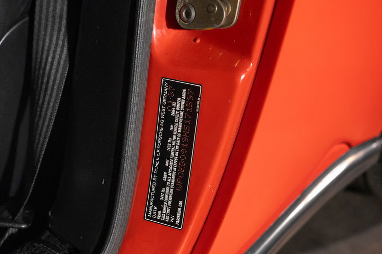 Porsche 911 Carrera 3.2