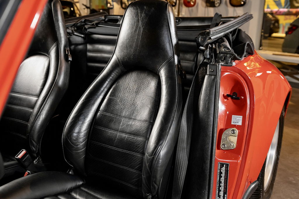 Porsche 911 Carrera 3.2