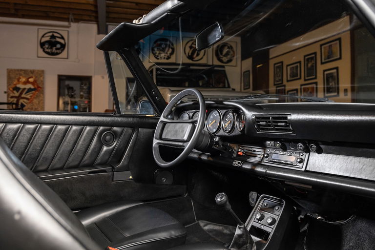 Porsche 911 Carrera 3.2