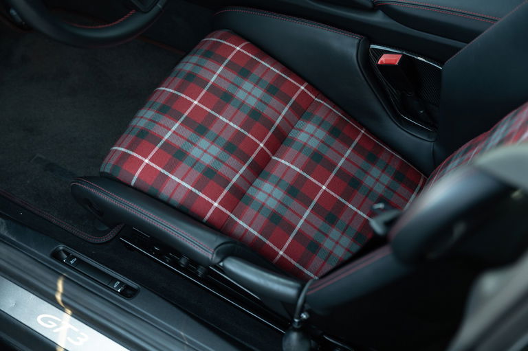 Porsche 991 GT3 Touring