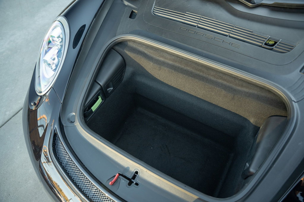 Porsche 991.2 GT3 Touring