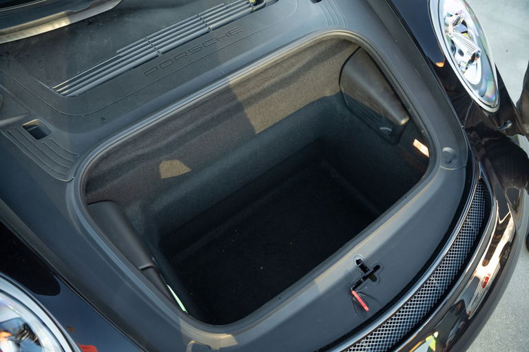 Porsche 991.2 GT3 Touring