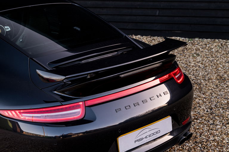 Porsche 991 Carrera 4S
