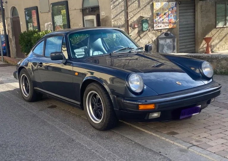 Porsche 911 Carrera 3.2