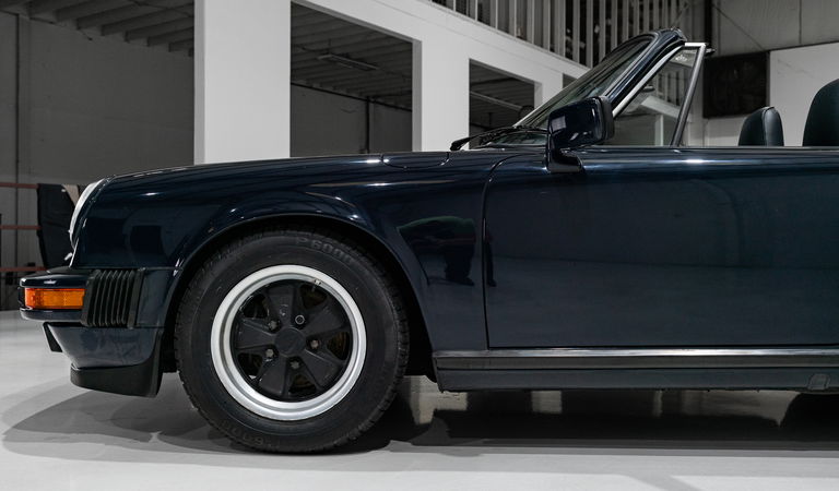 Porsche 911 Carrera 3.2 (US)