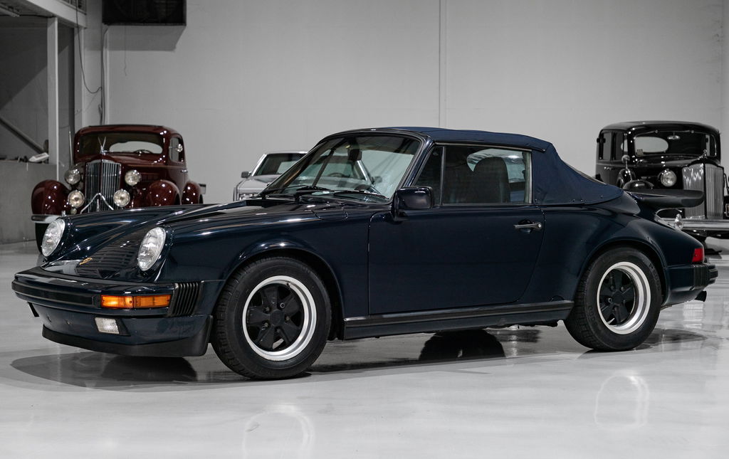 Porsche 911 Carrera 3.2 (US)