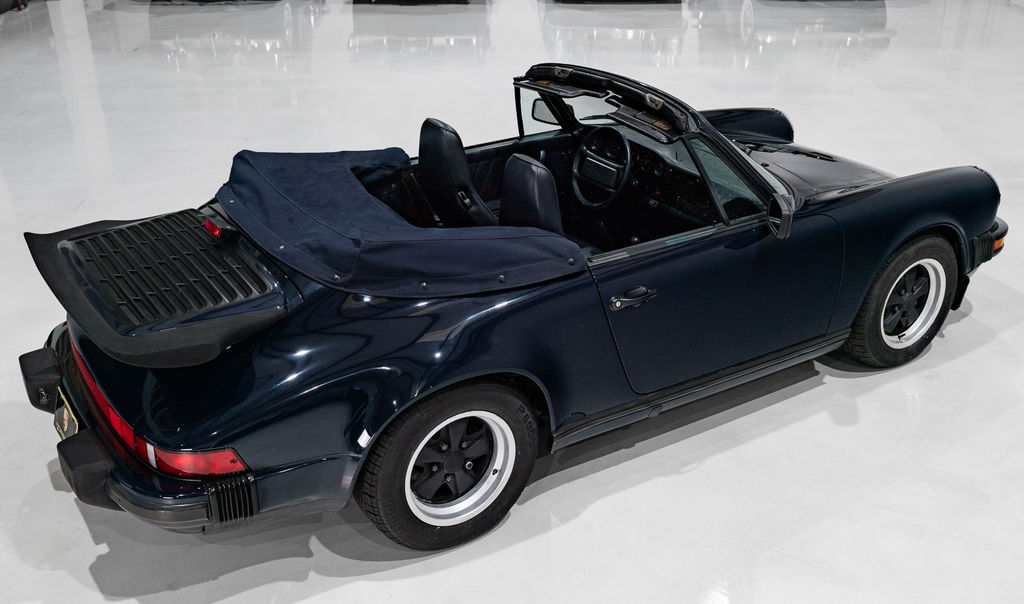 Porsche 911 Carrera 3.2 (US)