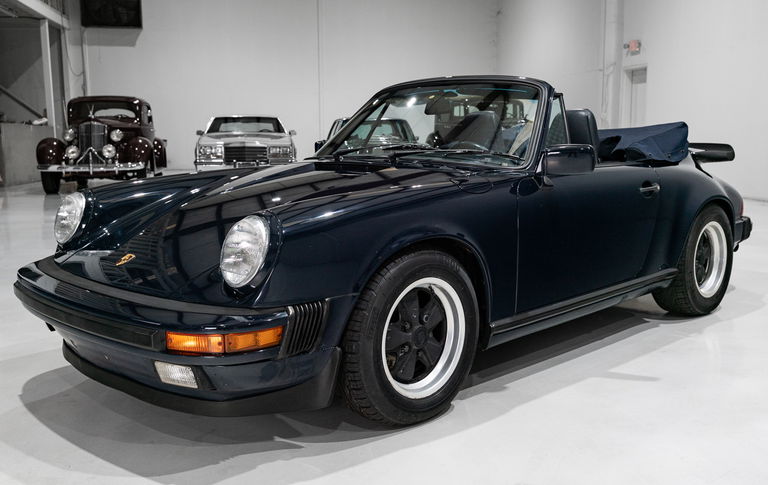 Porsche 911 Carrera 3.2 (US)