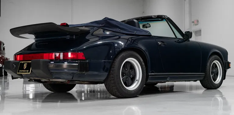 Porsche 911 Carrera 3.2 (US)