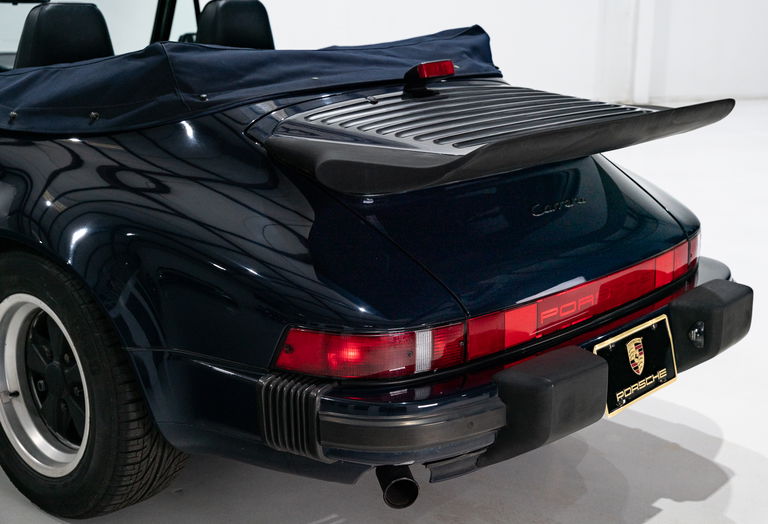 Porsche 911 Carrera 3.2 (US)