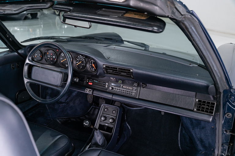 Porsche 911 Carrera 3.2 (US)