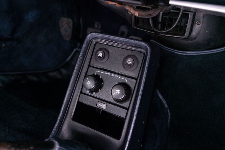 Porsche 911 Carrera 3.2 (US)