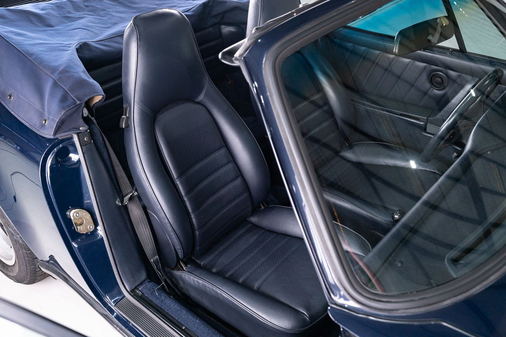 Porsche 911 Carrera 3.2 (US)