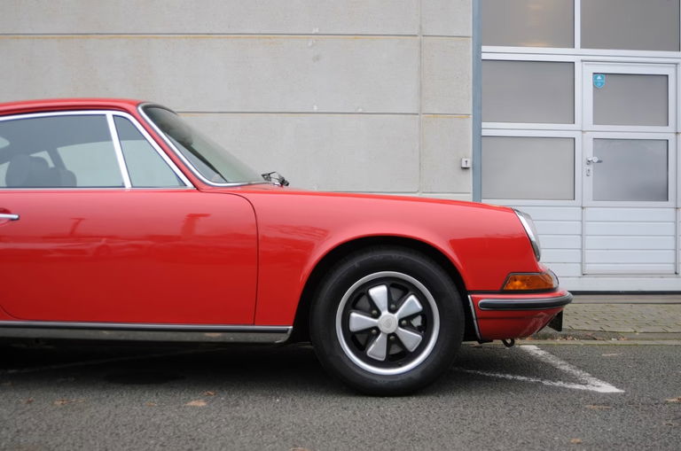 Porsche 911 T (US)