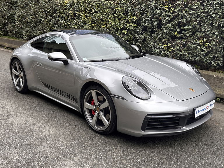 Porsche 992 Carrera 4S
