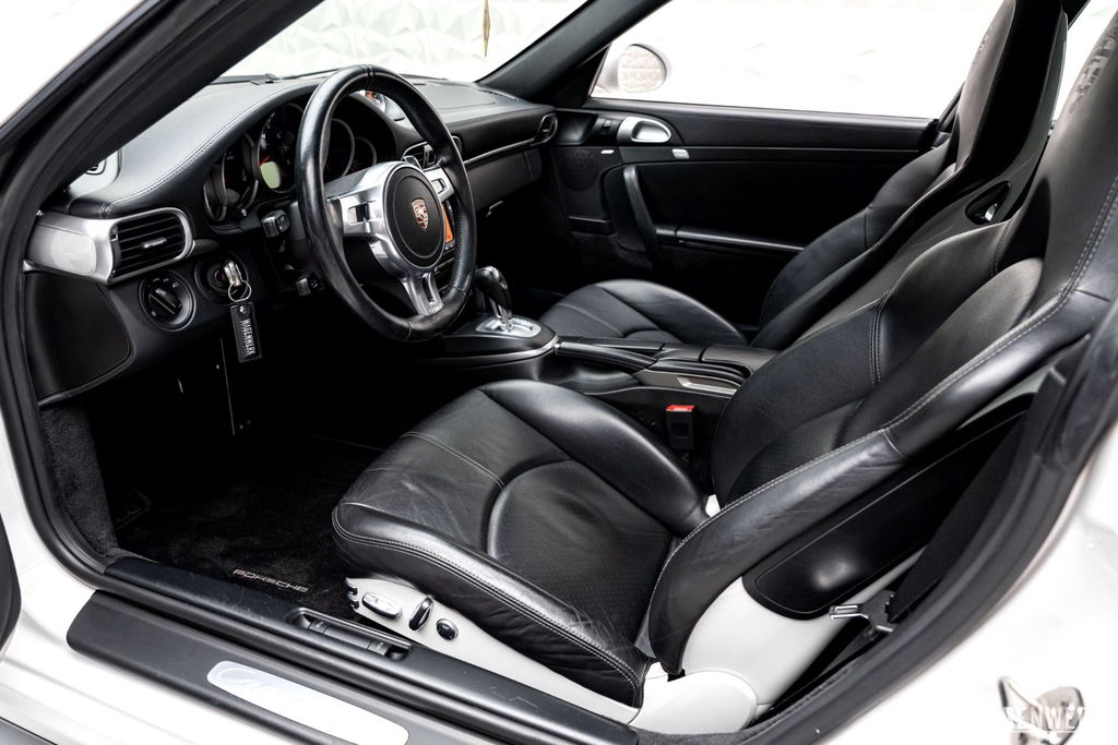 Porsche 997.2 Carrera 4S