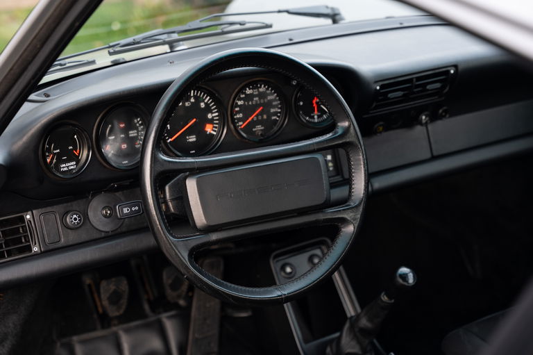 Porsche 911 Carrera 3.2 Clubsport