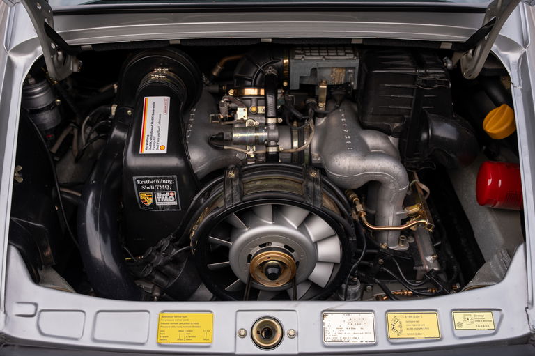 Porsche 911 Carrera 3.2 Clubsport