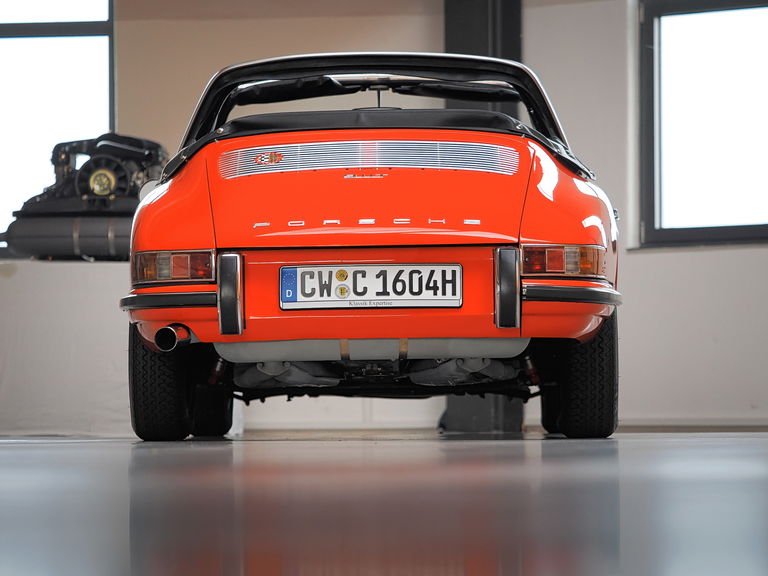 Porsche 911 T