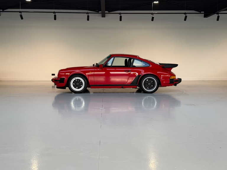Porsche 911 Carrera 3.2