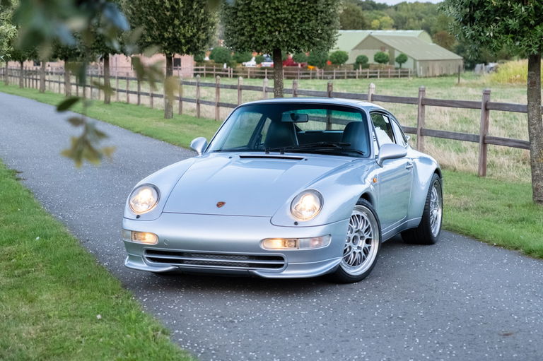 Porsche 993 Carrera 4